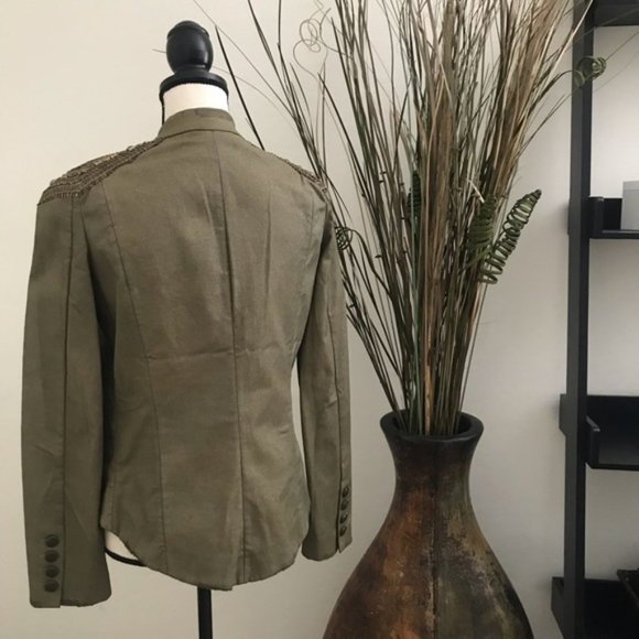 New LaROK Luxe corporal military embellished shoulder padded epaulette blazer
